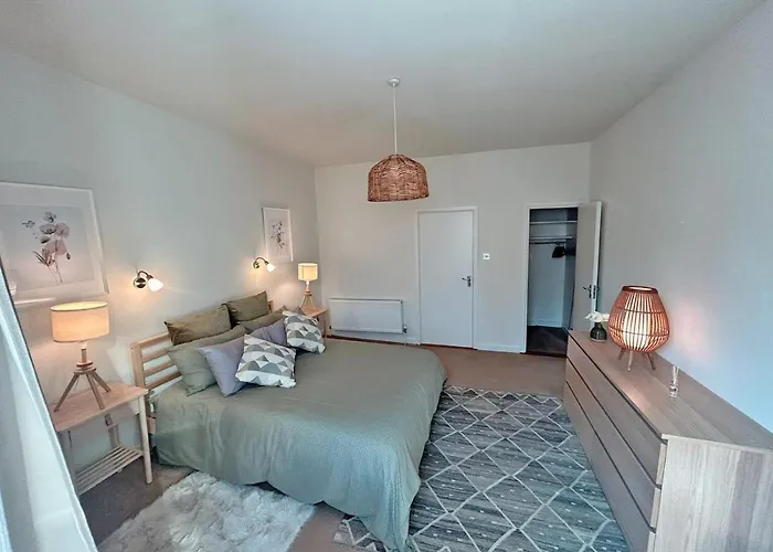 Дом отдыха Foxy View In Town! *